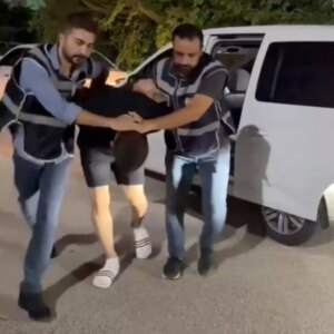 adanada motosiklet surucusune saldiri 5Lwv4iBB