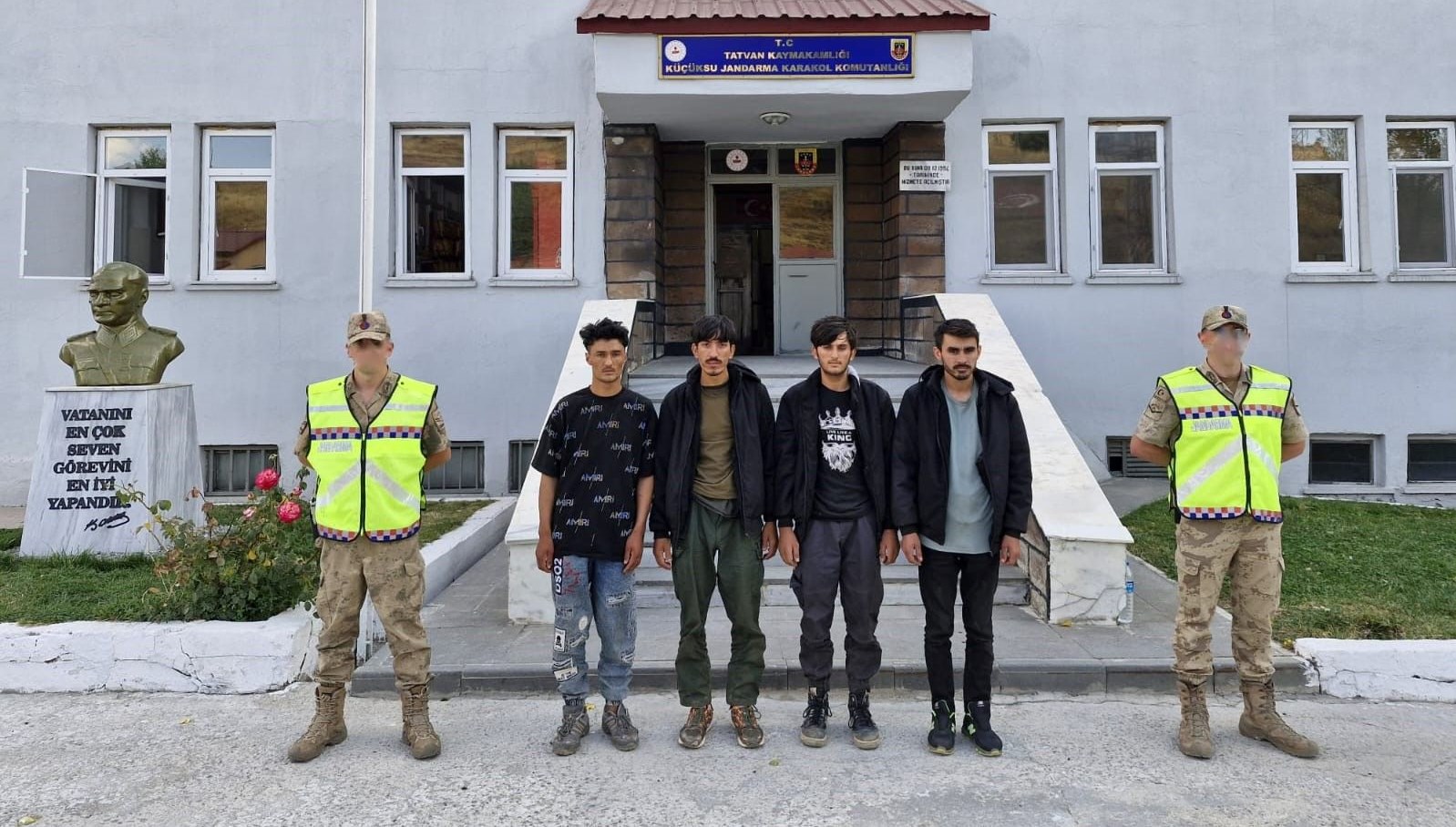 bitliste4 duzensiz gocmen yakalandi qVRqwyPr