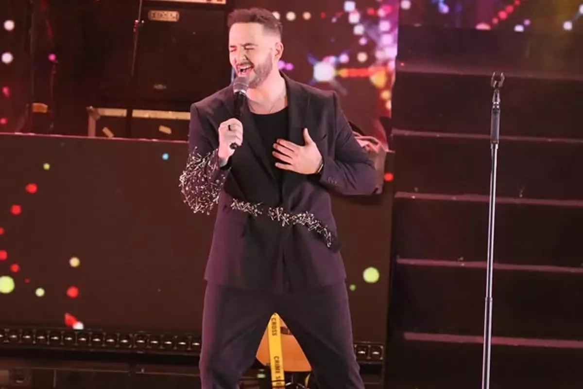 gokhan ozen sessizligini bozdu askimi ilk kez ben acikliyorum EmgktbdZ