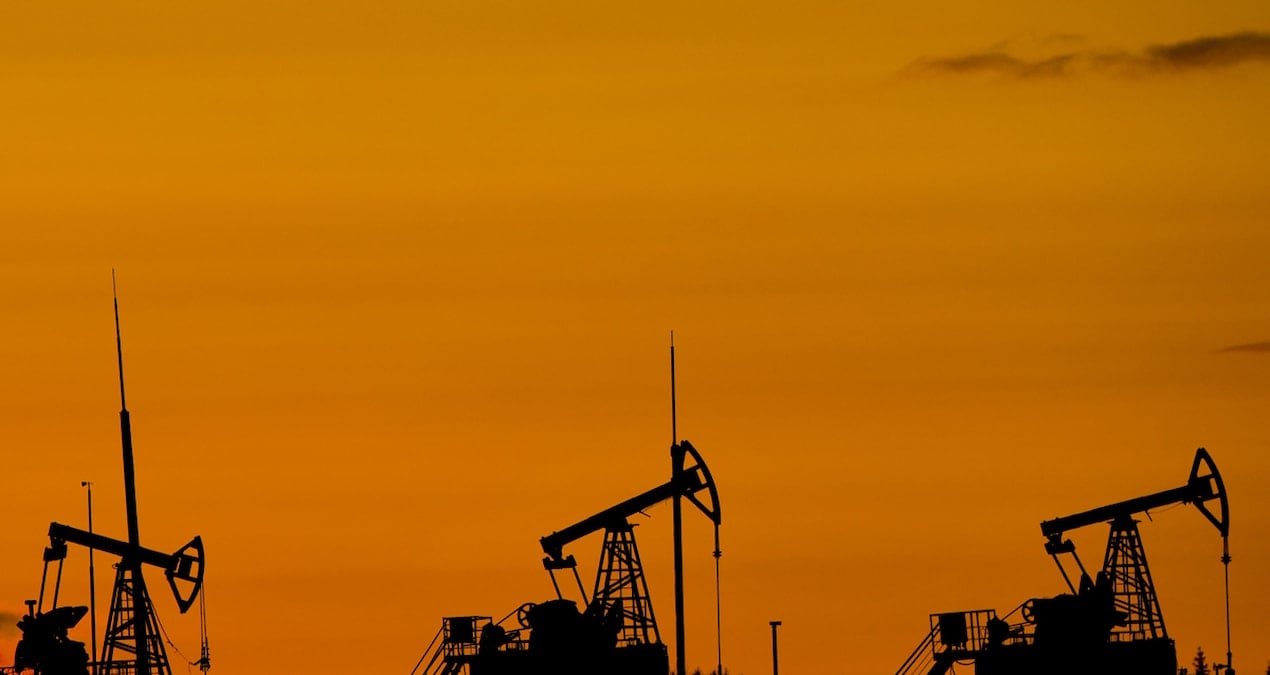 uluslararasi enerji ajansi kuresel petrol talep tahminini yukseltti 2BSlGMls