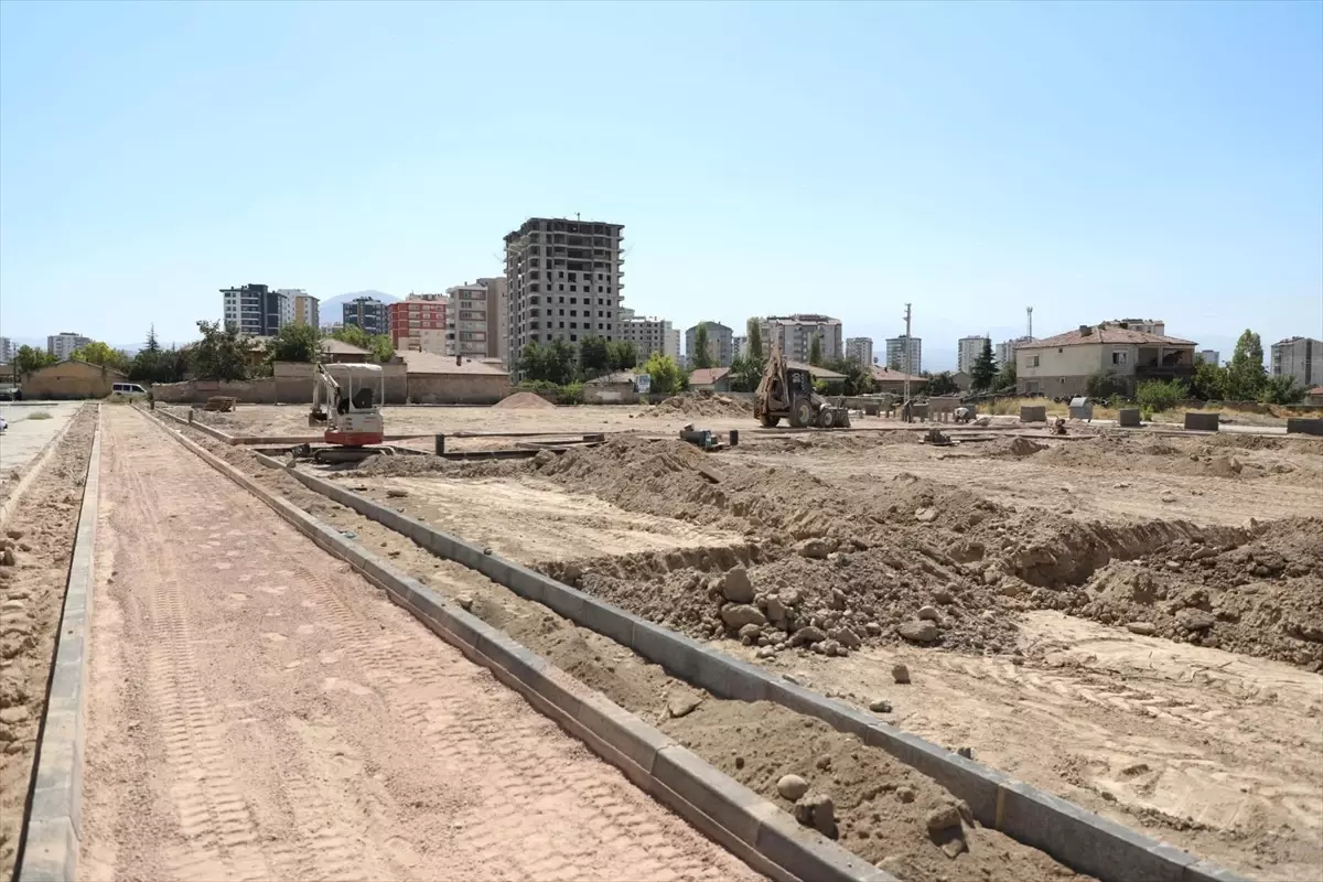 Yıldırım Beyazıt’ta Yeni Park Yapımına Başlandı