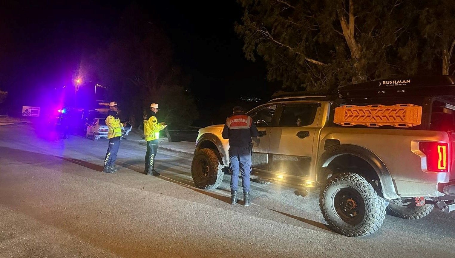 aydinda bir haftada 302 aranan sahis yakalandi 9uZV8aVc.jpg