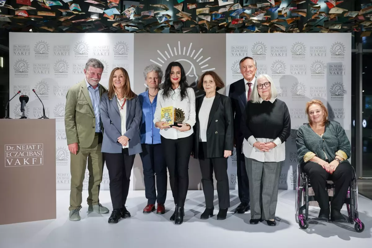 beyhan eczacibasi ilkgenclik edebiyati odulunu koray avci cakman kazandi pY7pAn17.jpg