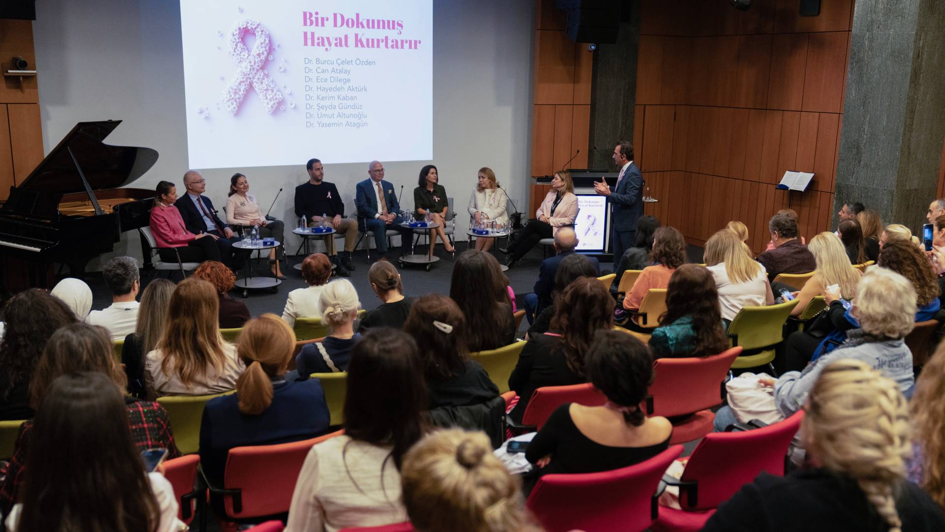 bir dokunus hayat kurtarir amerikan hastanesinde meme kanserinde farkindalik paneli duzenlendi j2seBpCI