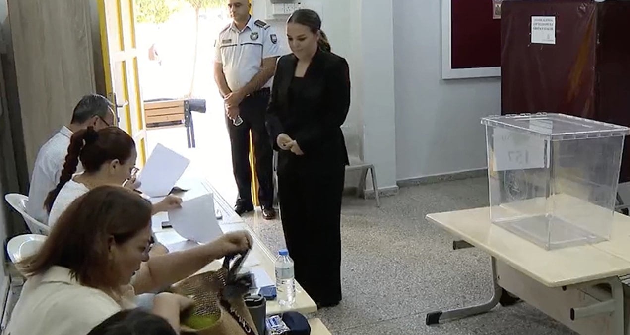 kktcde secim heyecani basladi kSFal4ja.jpg