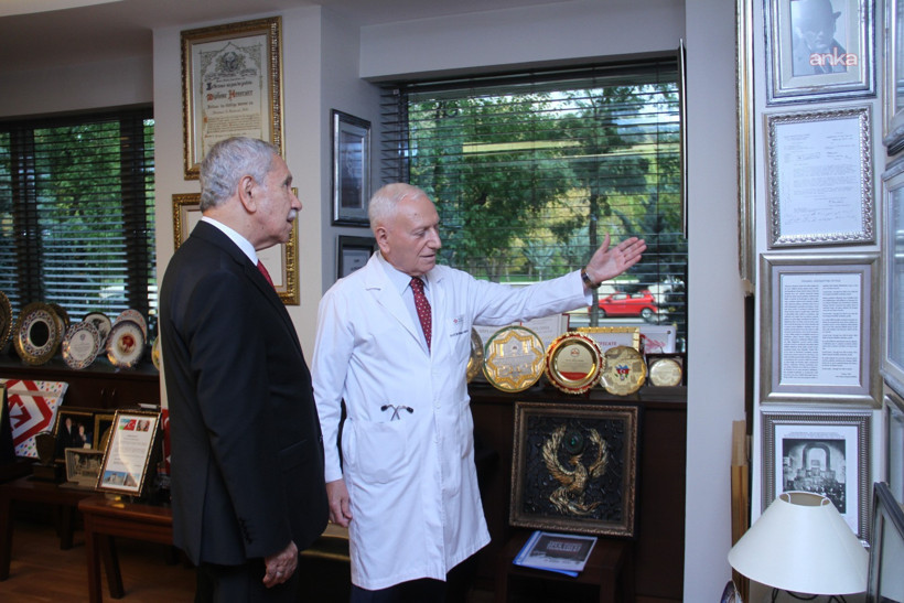 Bülent Arınç ve Mehmet Haberal