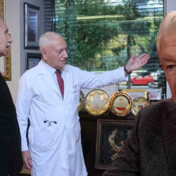 ugur dundardan bulent arinca methiye sahte kozmik oda suikastini unutmus iqxq3GaM.jpg