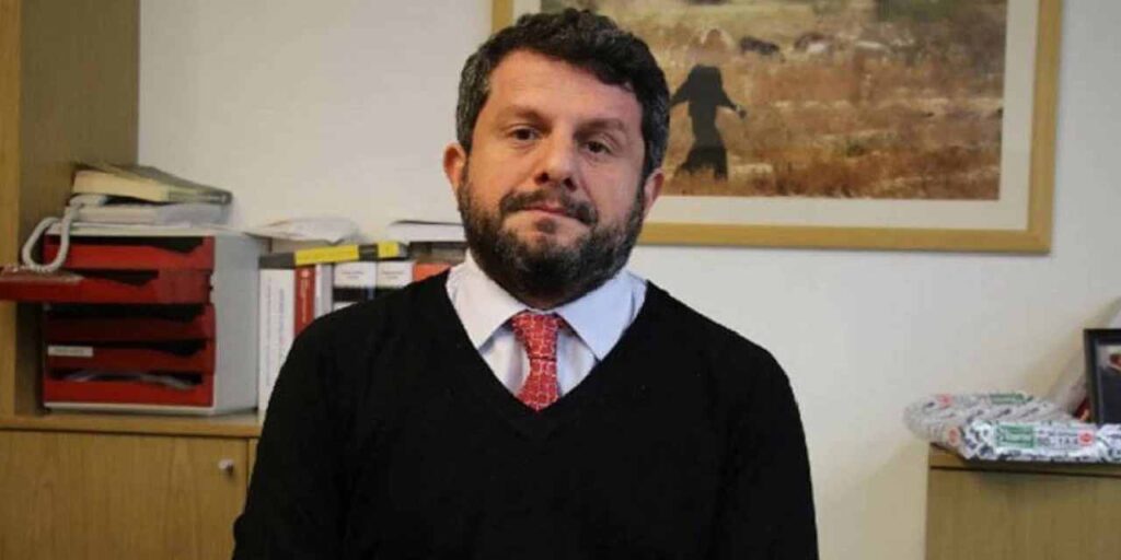 can-atalaydan-ulusal-egemenlik-bayraminda-kurtulmusa-cagri-gJWNAhUB