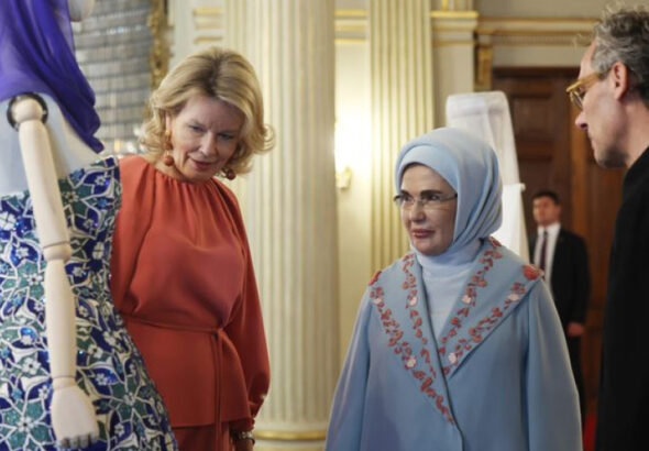 cumhurbaskani-erdogan-belcika-kralicesi-mathilde-ile-bir-araya-geldi-u7iJGHef
