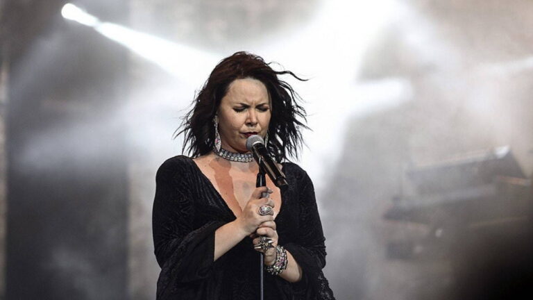 sebnem-ferah-konser-mi-verecek-sebnem-ferah-konseri-ne-zaman-nerede-Fm9gkZQ3