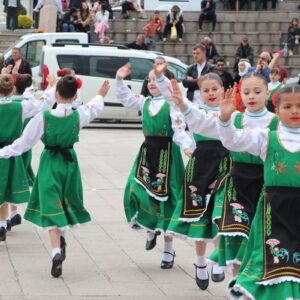 Yozgat’ta 2. Uluslararası Halk Dansları Festivali Coşkuyla Başladı