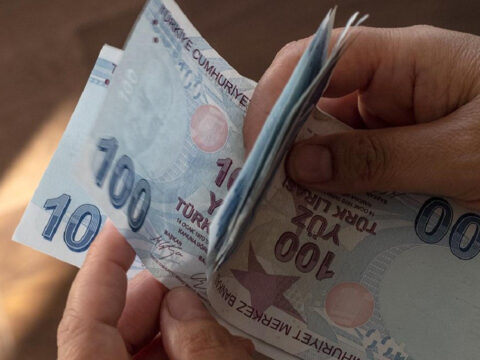 Sgk emekli maaslarinda zam farkinin yatacagi tarihi acikladi 3FE7al53
