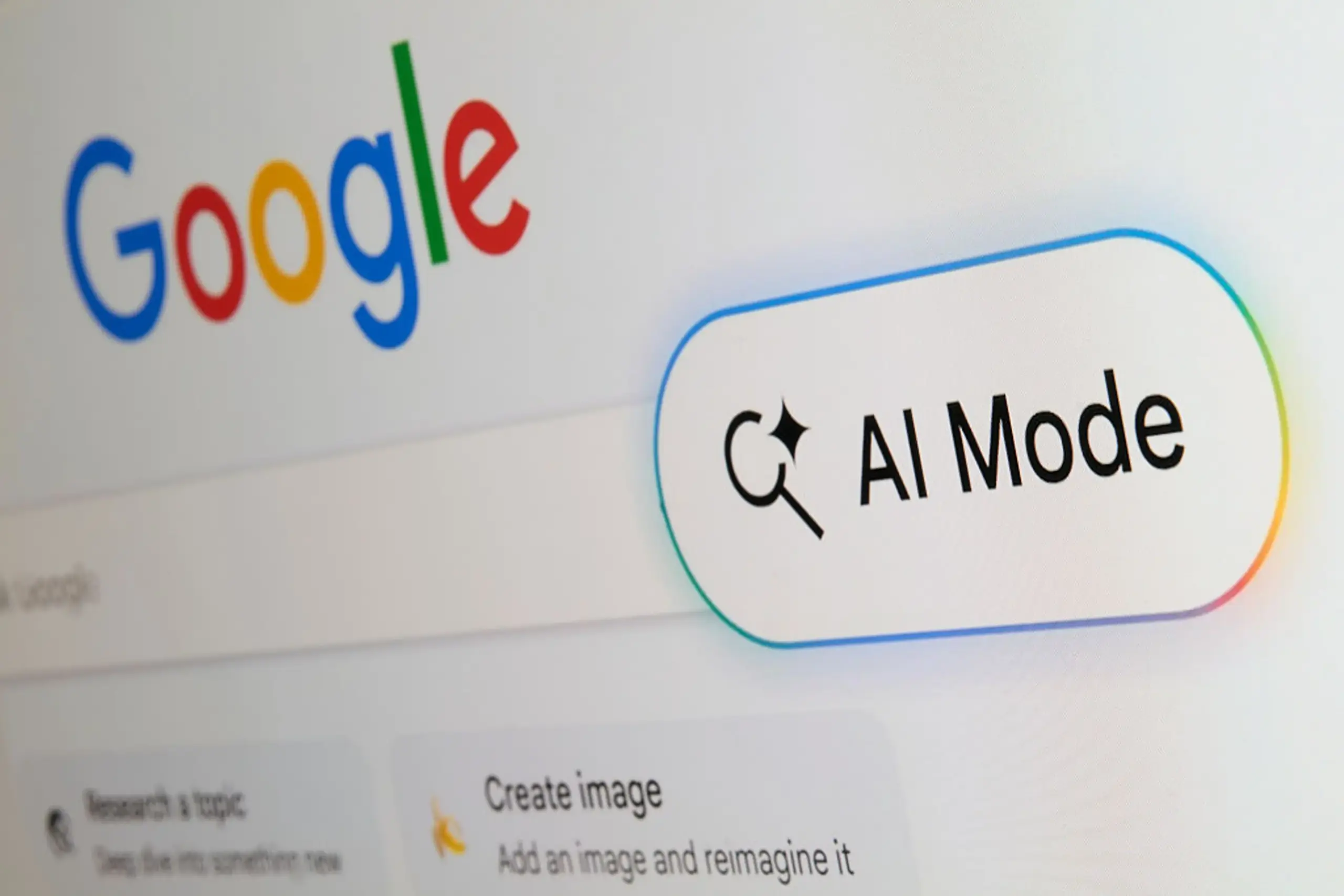 Google AI Mode Reklamları Yaygınlaşıyor, Hisse Değerleri Sert Düştü